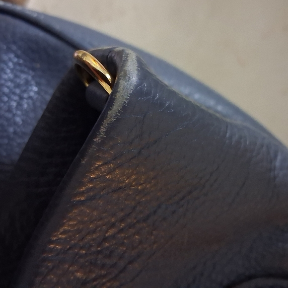 Tory Burch Navy Leather Amanda Foldover Cross body bag. - Picture 13 of 16